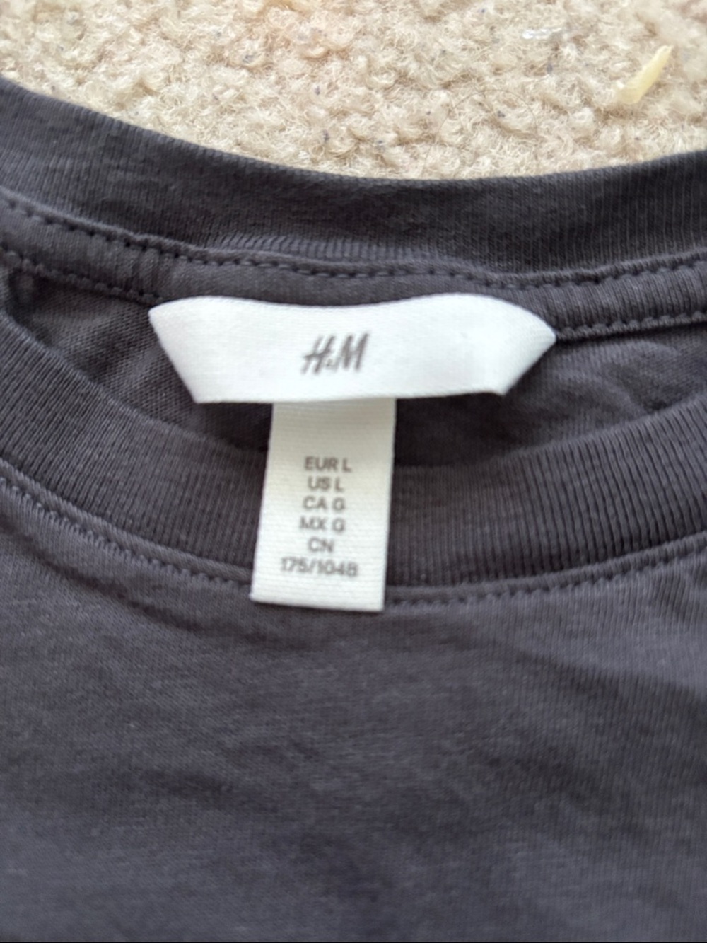 H&M dark gray Elton John 'Goodbye Yellow Brick Road' Graphic Tee - Picture 3 of 5